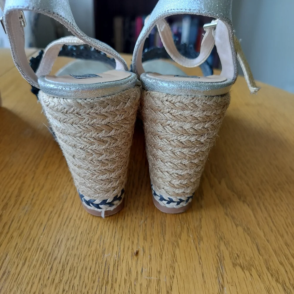 Anthropologie Elysess Textured Wedge Women's Size 7 Black Silver